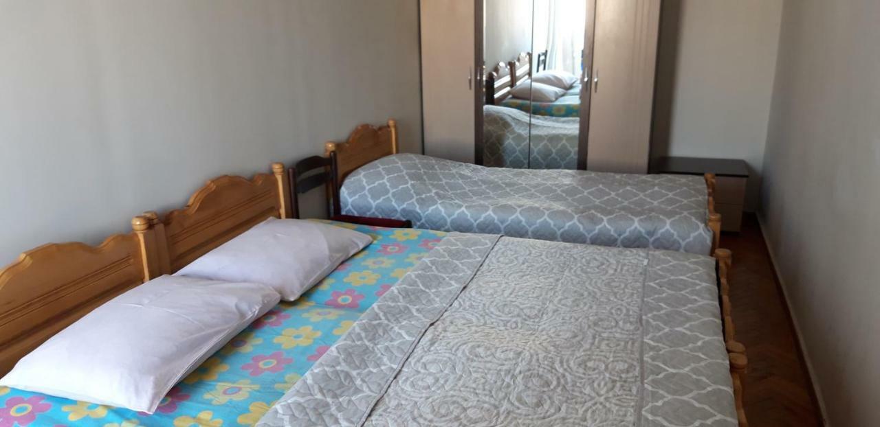 Naira Apartment Batumi Eksteriør billede